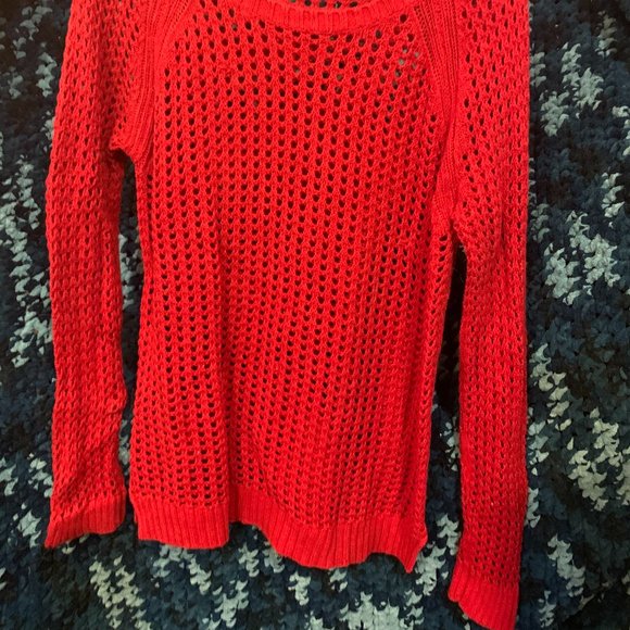 Large Red Mesh Stitched Women's Sweater - Picture 2 of 5